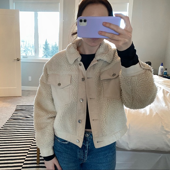 Cropped Shearling Teddy Jacket - Picture 2 of 8